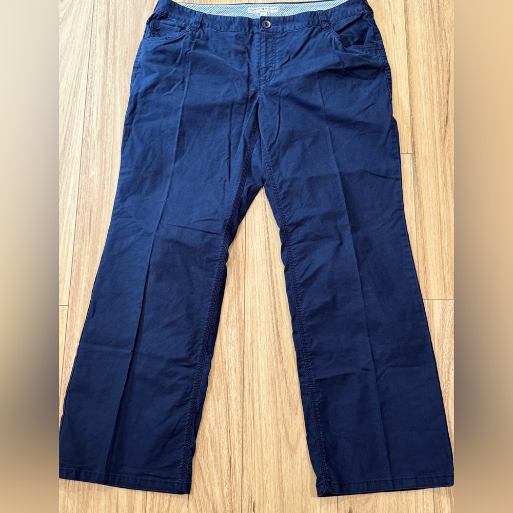 Tommy Hilfiger Woman navy blue chino size 16